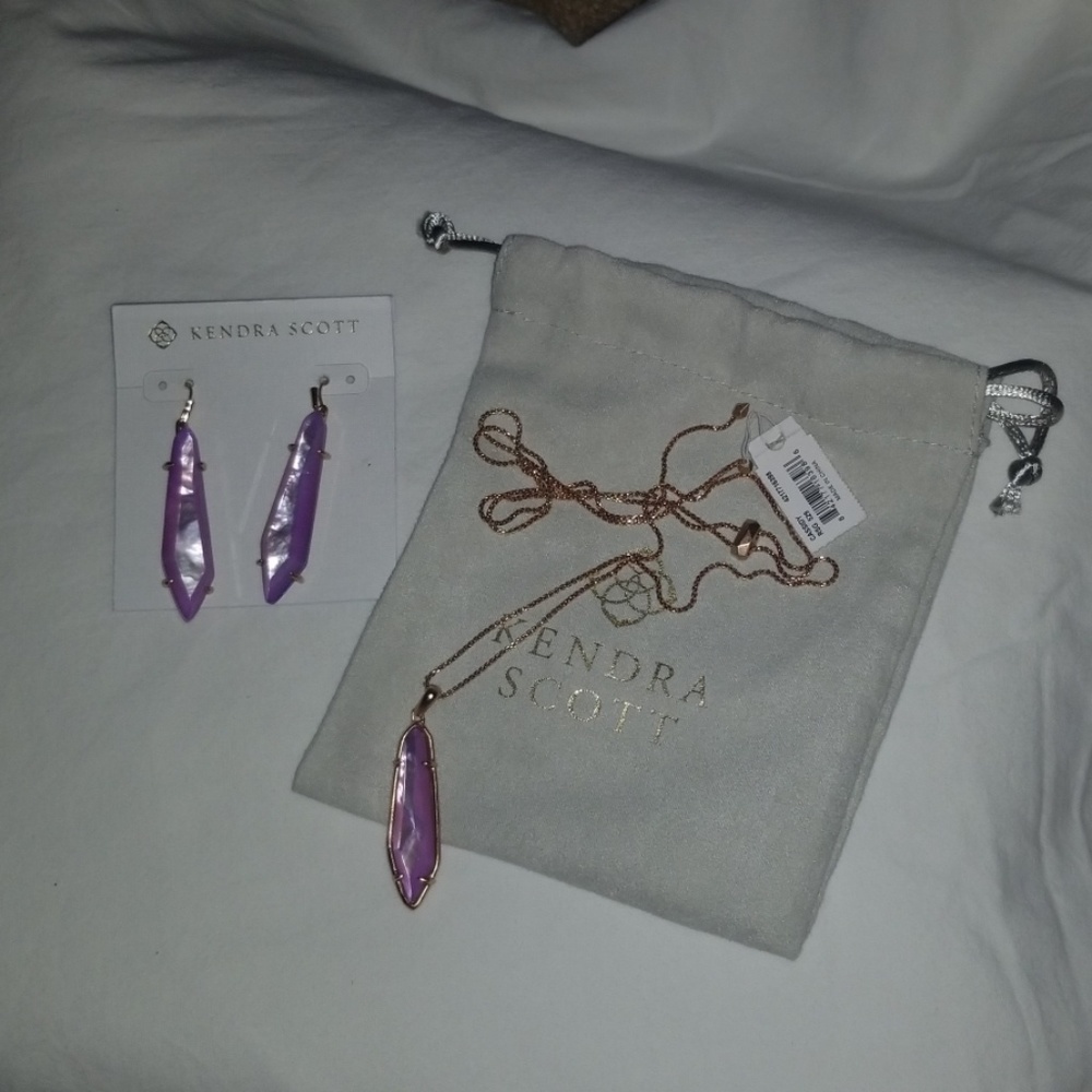 Kendra Scott set Lilac Pearl Cassidy & Grey rose